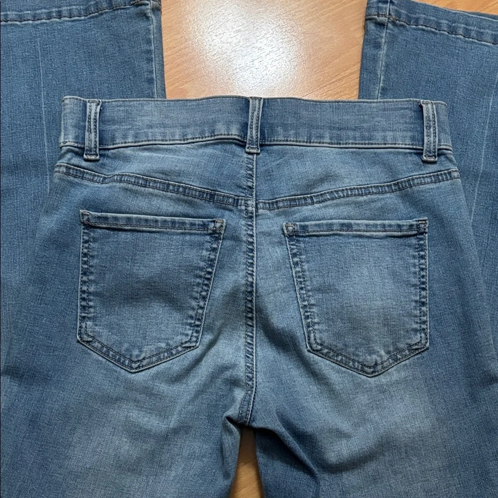 Gloria Vanderbilt Light Blue High Rise Flare Jeans Size 4P - Picture 9 of 12